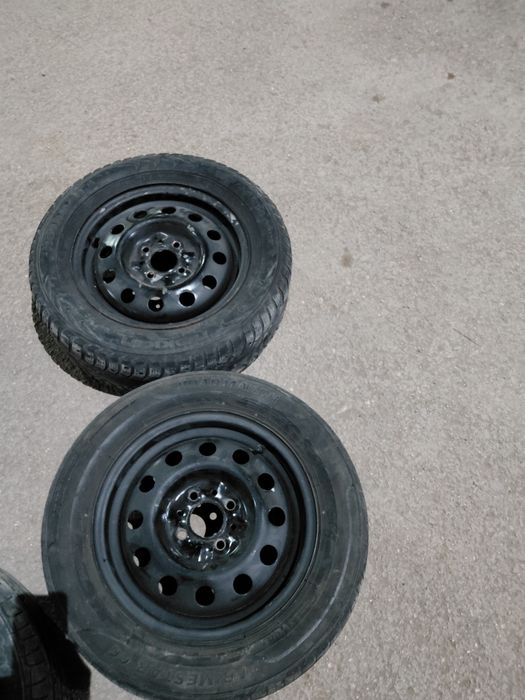 2 покрышка 185/60/14 бар