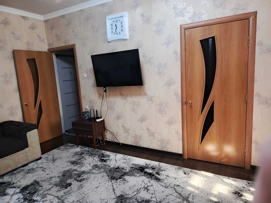 СРОЧНО!!!Продаётся 2-х комнатная квартира переделанная в 3-х