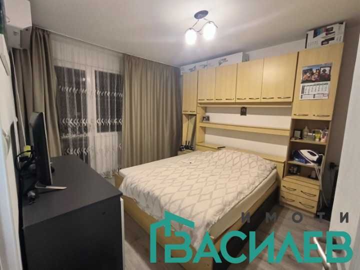 Продава се Тристаен апартамент в София, Център - 88 кв.м за 1391 €/кв.м - Снимка #8