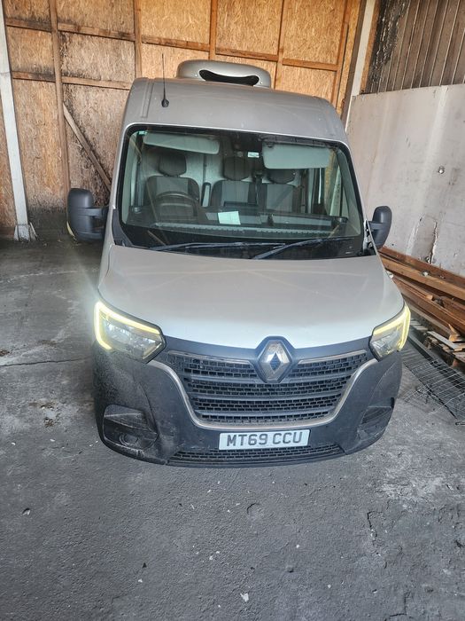 Punte spate dubla. Simplu Renault Master