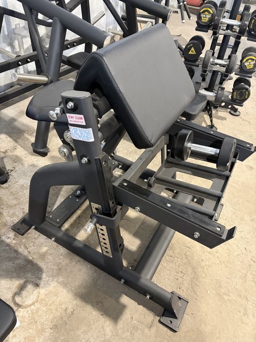 Banca biceps Tip Watson
