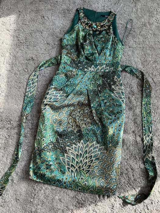 Платье на выход