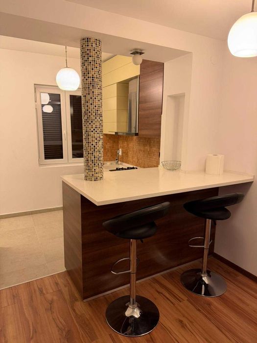 Casa de vânzare în centrul orașului Oradea în curte comuna