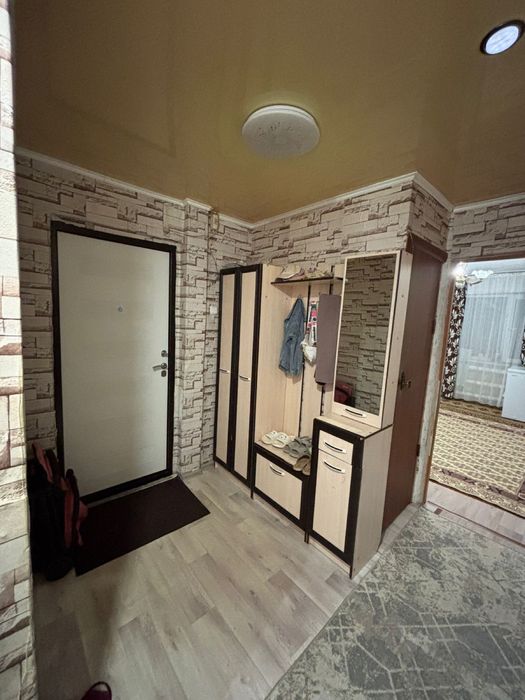 Продается 3-х комнатная квартира на 2 мкр-не