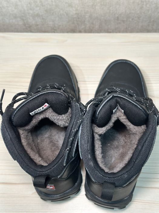 Продам подростковые зимние ботинки