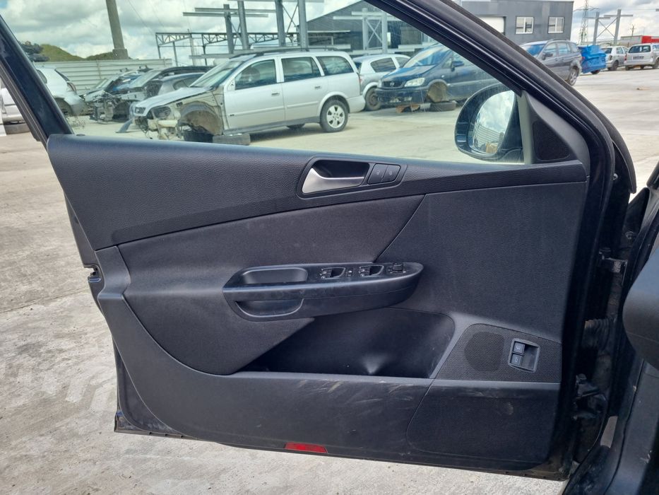Macara electrica geam stanga fata Volkswagen Passat B6 (3C2) [Fabr 200