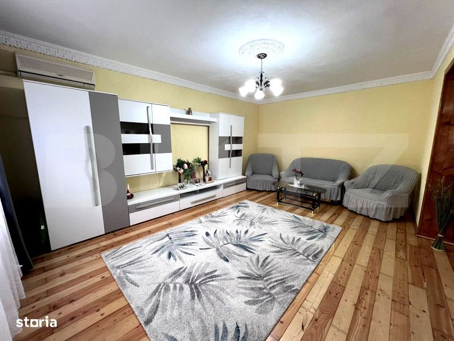 Casa tip duplex – 272 mp utili, 9 camere ,in  zona Cetate