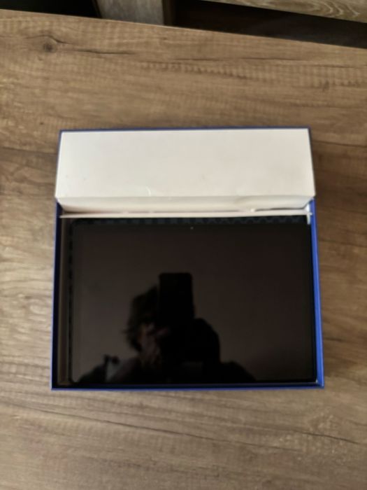 Продается новый планшет.