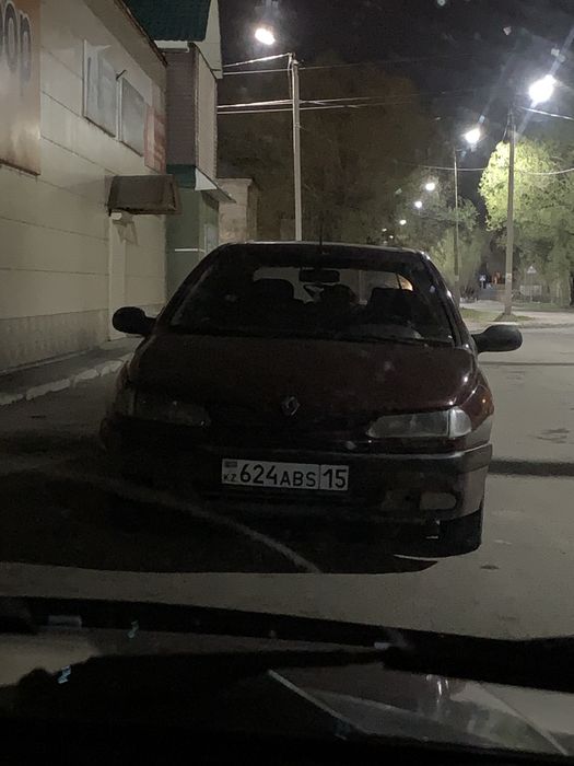 Renault laguna 1994г