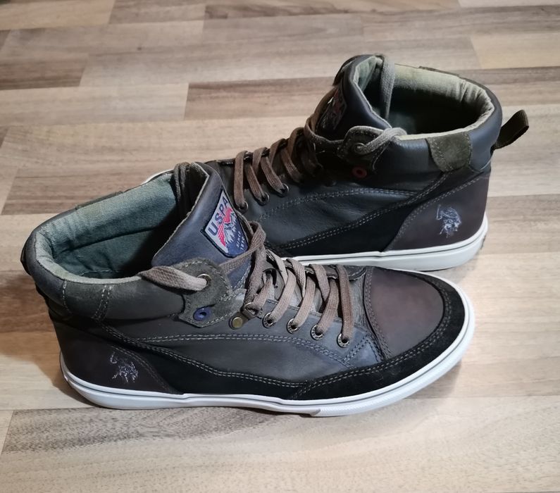Vând U.s Polo Assn. -