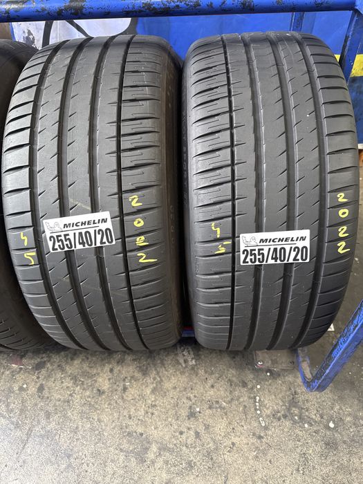 255/40/20 Michelin