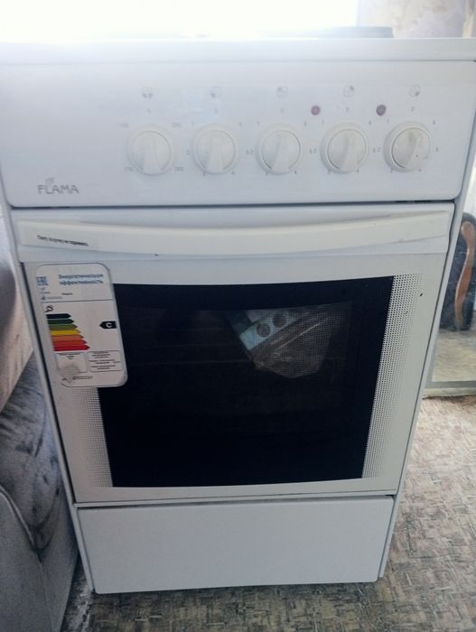 Продам газ плиту