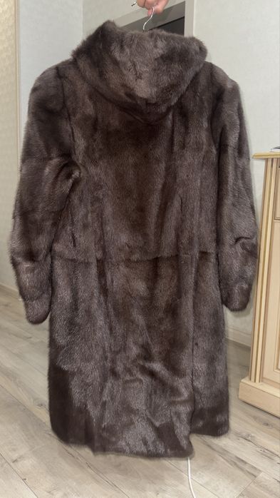 Продам Норковую шубу