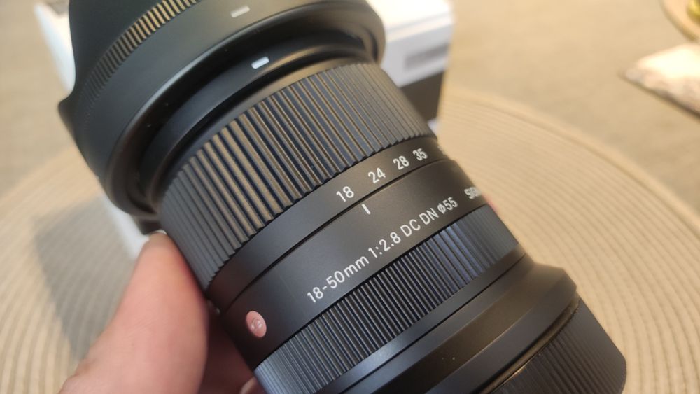 Обектив Sigma 18-50mm f2.8 DC DN Contemporary RF-Mount, нов.