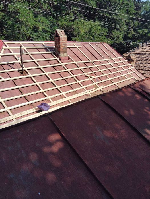 Montaj Țiglă Metalică, Tablă Zincată și Reparații Acoperiș