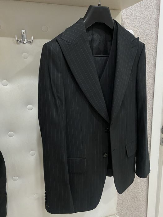 Костюм мужской