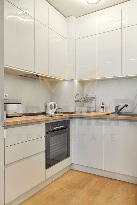 Дава се под наем Двустаен апартамент в Варна, Бриз - 60 кв.м за 918 € - Снимка #5