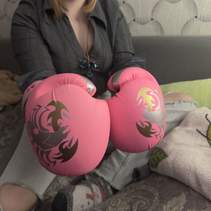 Боксерские перчатки