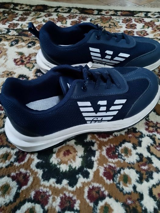 Кроссовки на мальчика