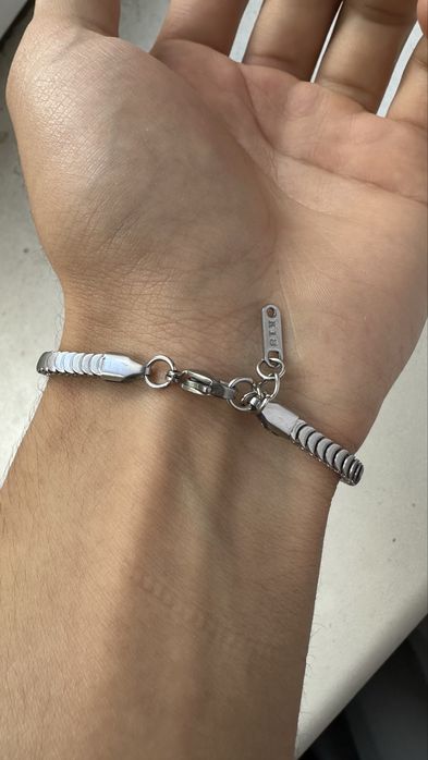 Браслет (не чернеет)