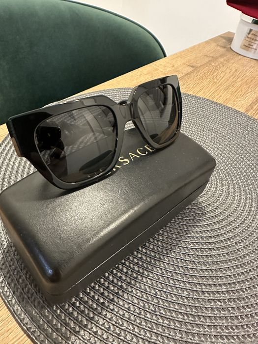 Дамски слънчеви очила  Versace