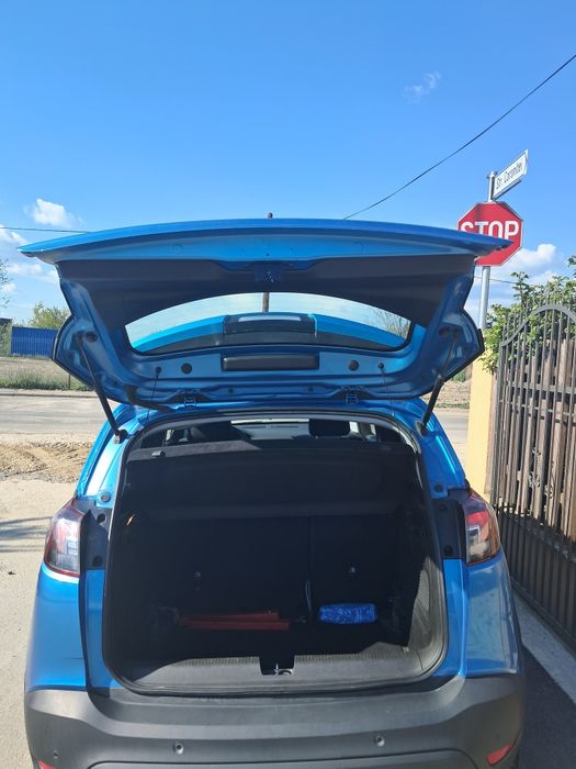 De vanzare Opel Crossland X