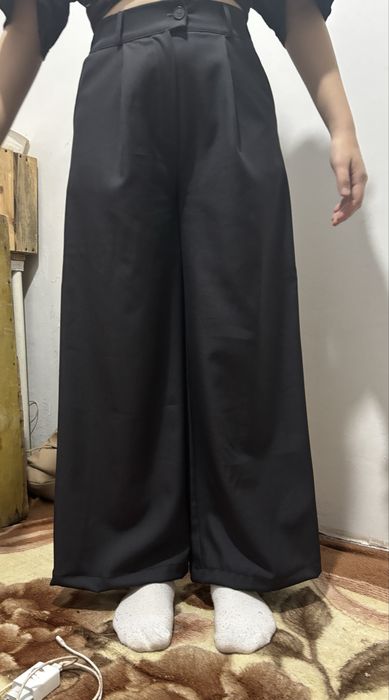 штаны класические серые.