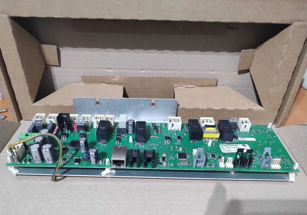 Placă control Merrychef Eikon SRB 30Z5001 (originală Elreha)-E3/E4/E5