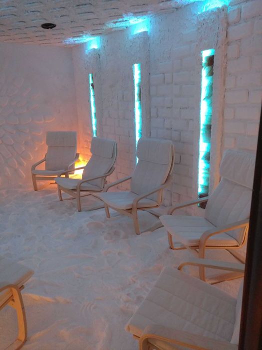 Дава се под наем  в Варна, Център -  кв.м за 765 € - Снимка #8