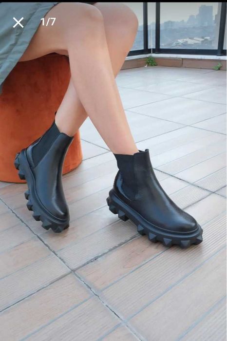 Нови черни боти обувки от естествена кожа ,номер 40