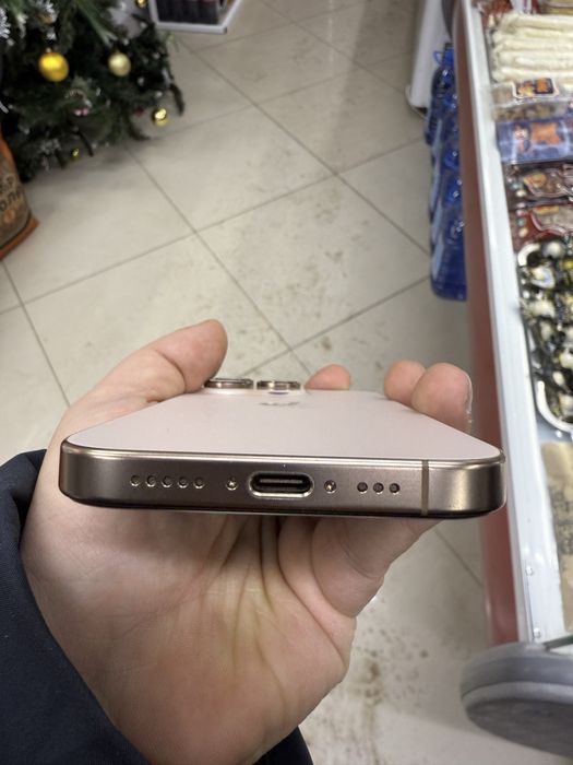 Продам айфон 16про, iphone 16pro