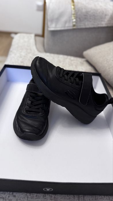 зимни обувки и ботуши