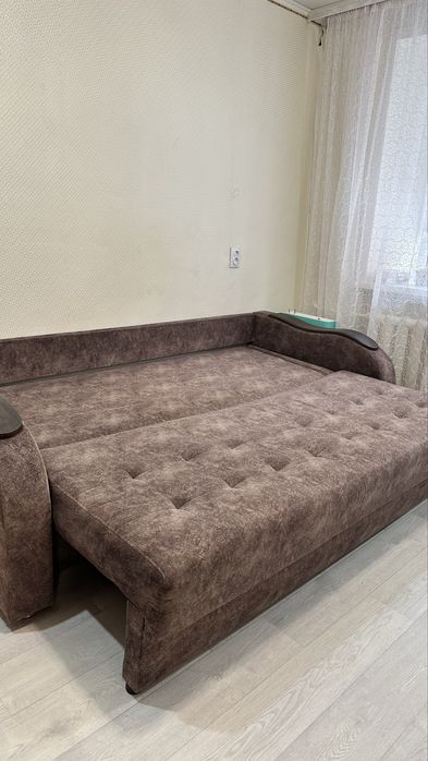 ПРОДАМ ДИВАН! В отличном  состоянии!