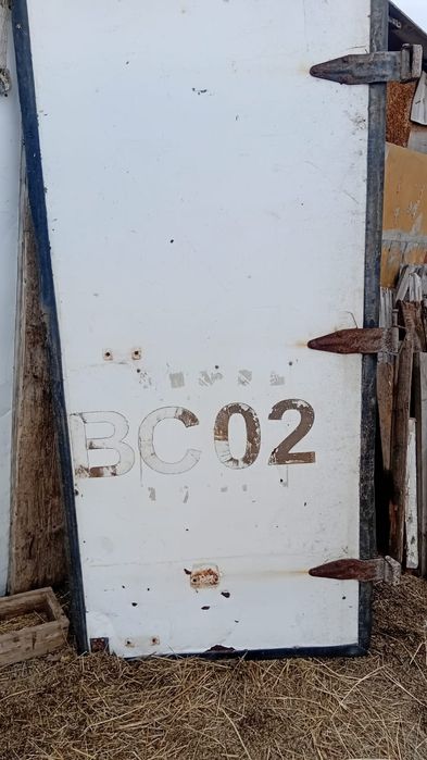 Дверь газель.  .