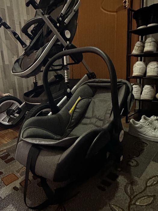 Продам коляску