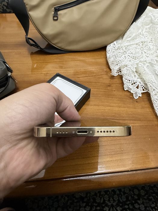 iPhone 12 pro max gold