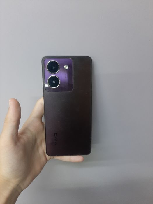 Vivo Y27s продаю срочно цена договорная