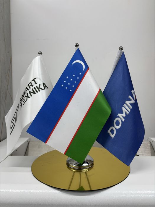 Изготовление настольных флажков