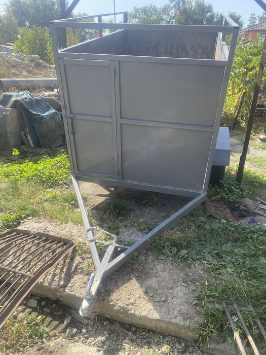 Прицеп легковой коневоз