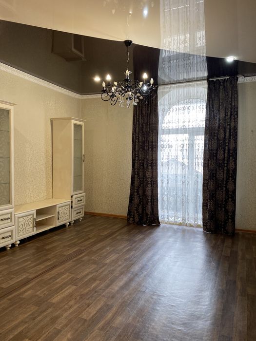 Продам трехомнатную квартиру