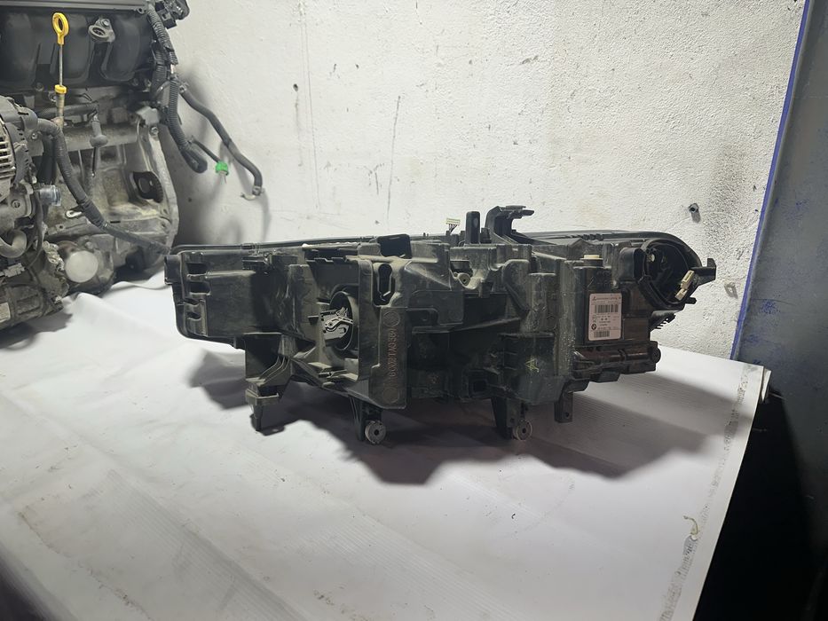 Фара передняя правая  X7 G07 Led