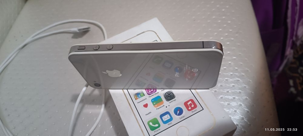 Продам Nokia N 73  и iPhone 4s