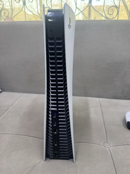 PS 5 Оригинал 1тб в идеальном состоянии