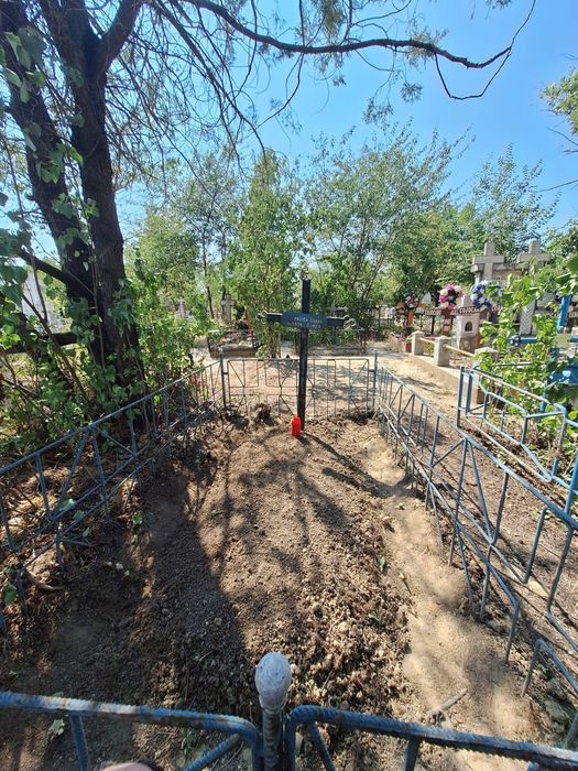 OFERTĂ! Donez (Vand) Loc de veci, parcela 1 A, pozitie Premium, în cimitirul Stefan cel Mare la un pret modest