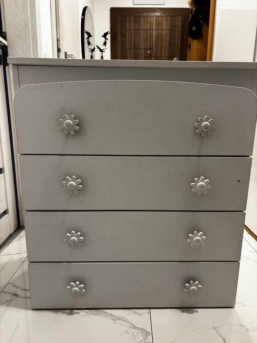 Детски скрин  за