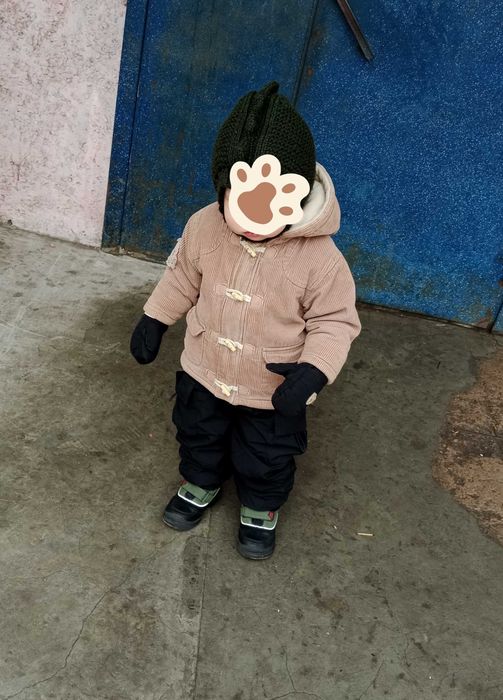 Продам куртку осень
