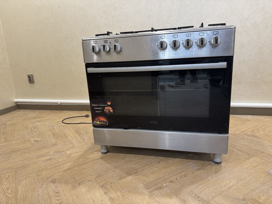 Газовая печь с духовкой