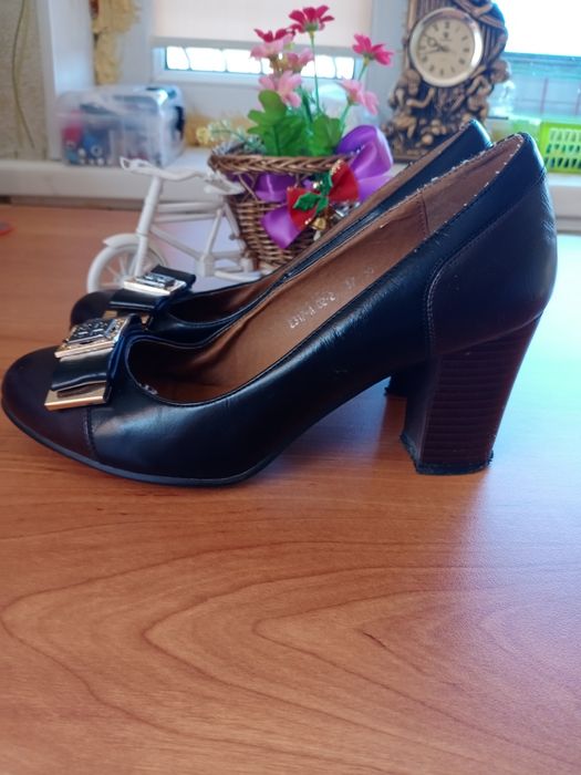 Туфли женские кожаные
