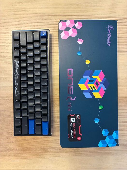 Ducky One 2 Mini RGB – Cherry MX Silent Red – Tastatură mecanică 60% PBT