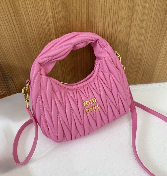 Дамска чанта Miu Miu